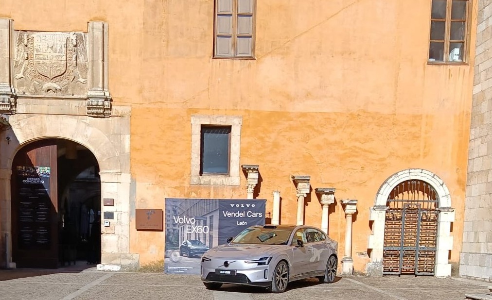Volvo ES90 Gallo Wine Fest Volvo ES90 Gallo Wine Fest